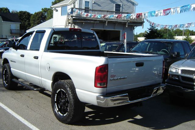 2004 Dodge Ram 1500 Collection Rogue