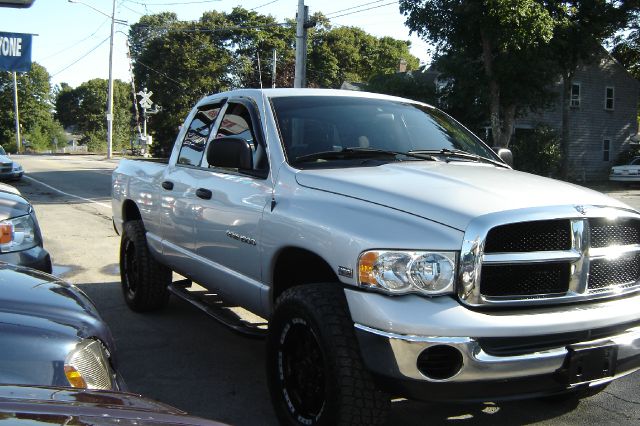 2004 Dodge Ram 1500 Collection Rogue