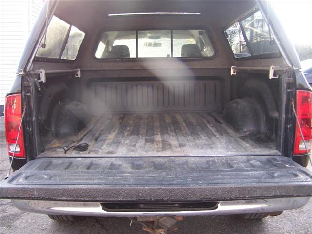 2004 Dodge Ram 1500 SLT