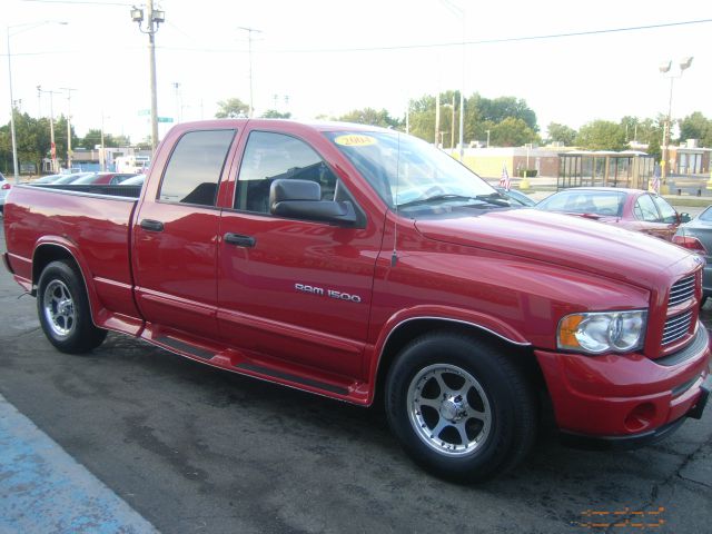 2004 Dodge Ram 1500 4dr LX 4WD Auto