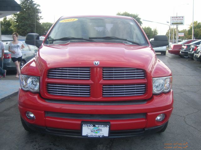 2004 Dodge Ram 1500 4dr LX 4WD Auto