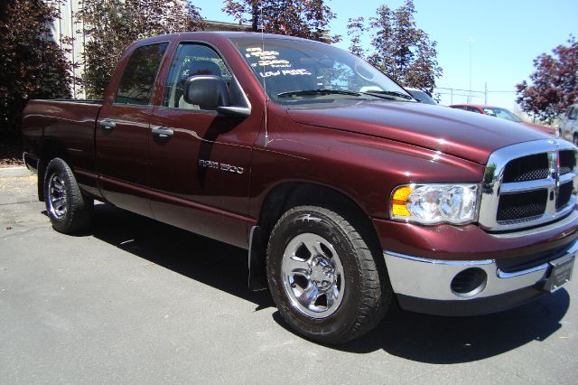 2004 Dodge Ram 1500 LS ES