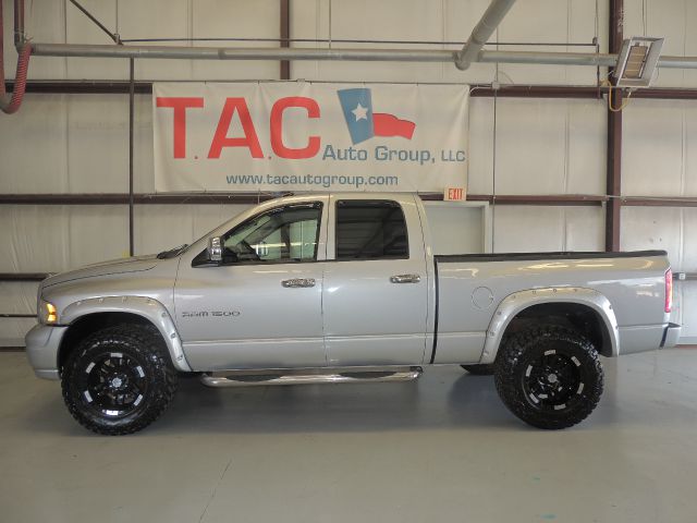 2005 Dodge Ram 1500 4dr 114 WB XLT 4WD