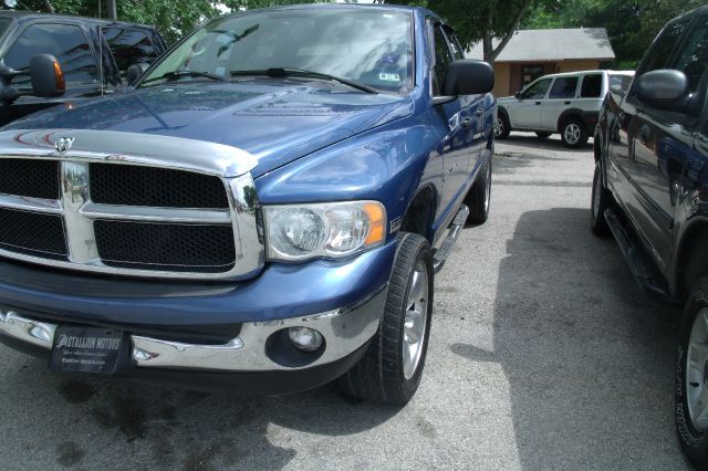 2005 Dodge Ram 1500 4dr 114 WB XLT 4WD