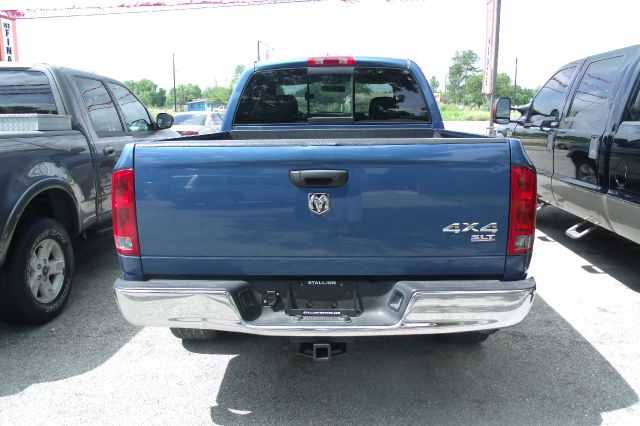 2005 Dodge Ram 1500 4dr 114 WB XLT 4WD