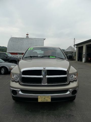 2005 Dodge Ram 1500 4dr 4WD EXT LS 4x4 SUV