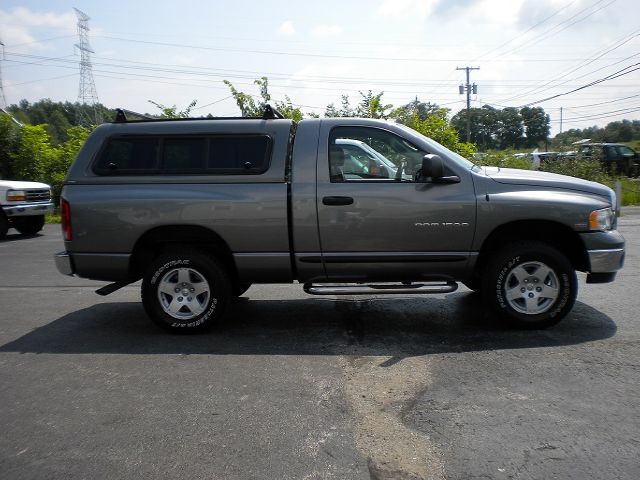 2005 Dodge Ram 1500 Fleetside EXT CAB 4X4