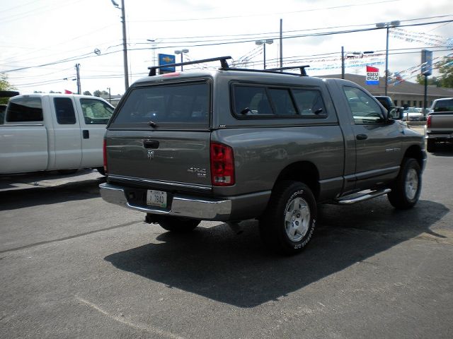 2005 Dodge Ram 1500 Fleetside EXT CAB 4X4