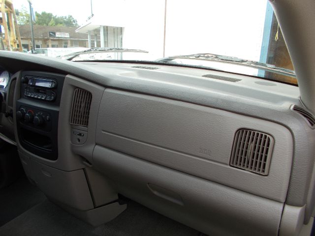 2005 Dodge Ram 1500 4dr Touring