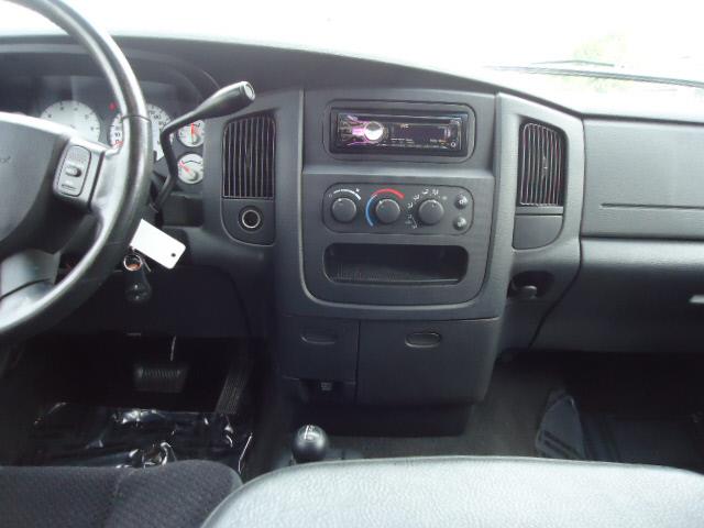 2005 Dodge Ram 1500 SLT