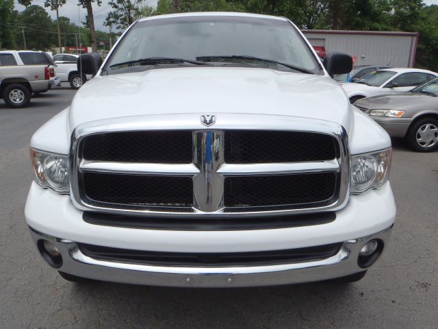 2005 Dodge Ram 1500 4dr 114 WB XLT 4WD