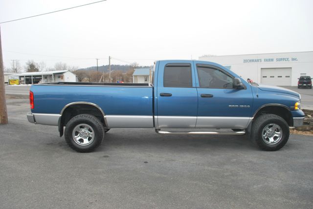 2005 Dodge Ram 1500 4dr 4WD EXT LS 4x4 SUV