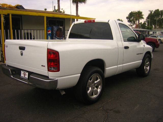 2005 Dodge Ram 1500 Extended Cab Standard Box 4-wheel Drive LS