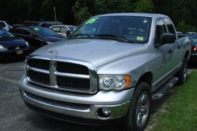 2005 Dodge Ram 1500 Ext WT