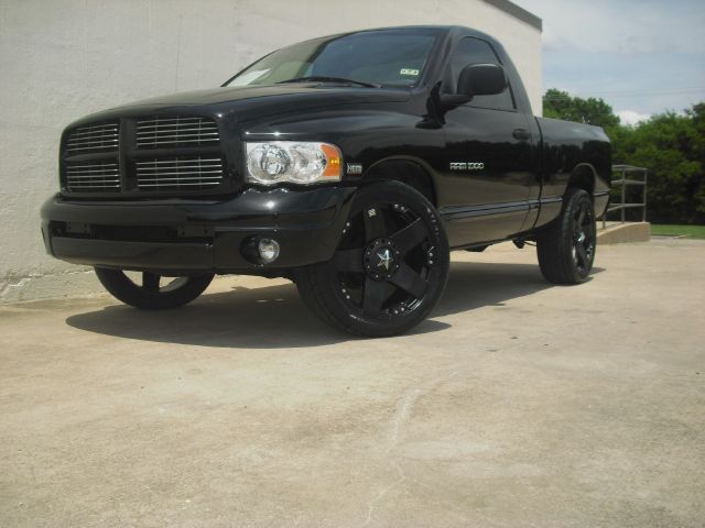 2005 Dodge Ram 1500 DE 1.5L Manual