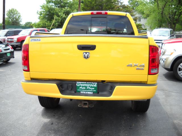 2005 Dodge Ram 1500 4dr 114 WB XLT 4WD