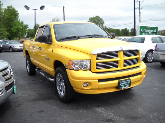 2005 Dodge Ram 1500 4dr 114 WB XLT 4WD