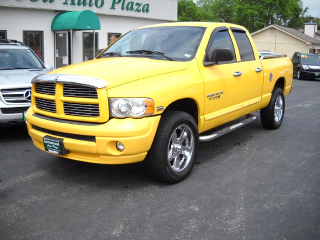 2005 Dodge Ram 1500 4dr 114 WB XLT 4WD