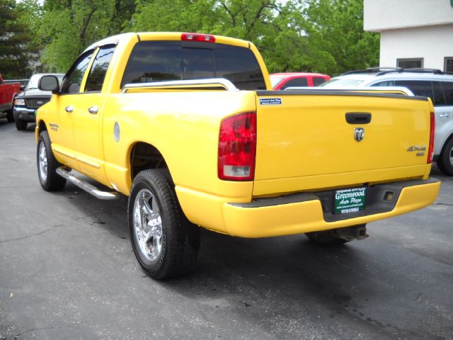 2005 Dodge Ram 1500 4dr 114 WB XLT 4WD