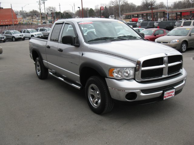 2005 Dodge Ram 1500 Ext WT