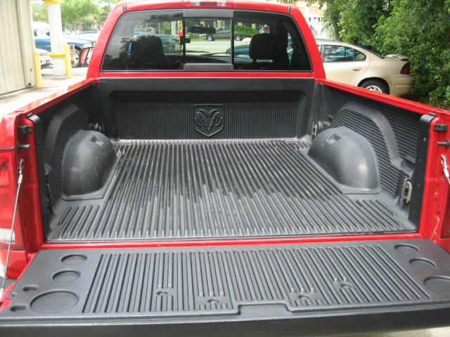 2005 Dodge Ram 1500 4dr Touring