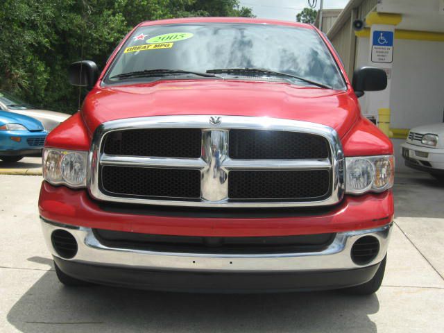 2005 Dodge Ram 1500 4dr Touring