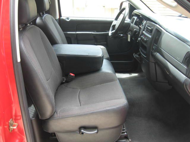 2005 Dodge Ram 1500 4dr Touring