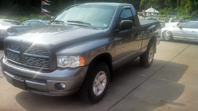 2005 Dodge Ram 1500 Fleetside EXT CAB 4X4