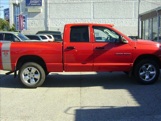 2005 Dodge Ram 1500 4dr Sdn Touring Signature RWD