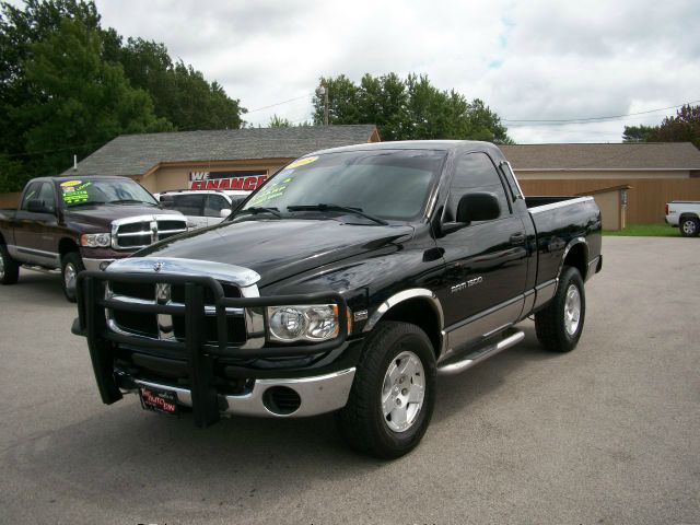 2005 Dodge Ram 1500 Fleetside EXT CAB 4X4