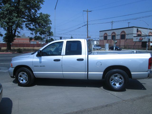 2005 Dodge Ram 1500 Ext WT