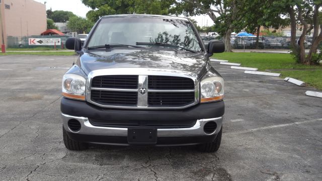 2006 Dodge Ram 1500 4dr LX 4WD Auto