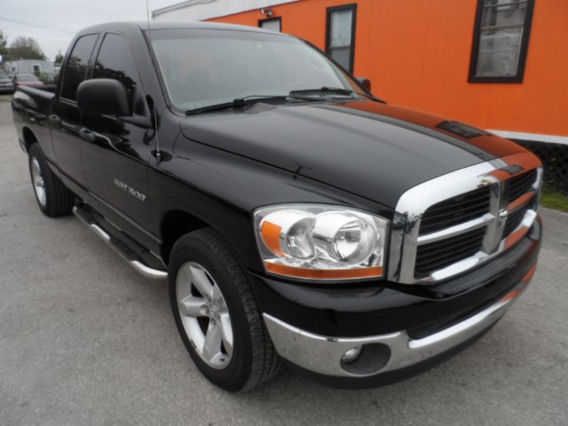 2006 Dodge Ram 1500 LS ES