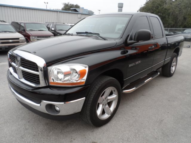 2006 Dodge Ram 1500 LS ES