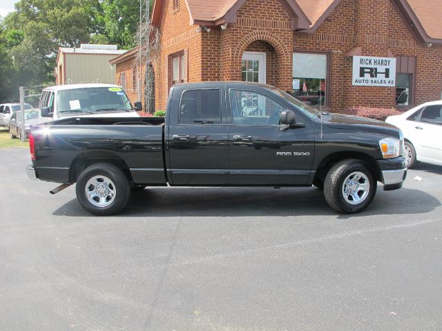 2006 Dodge Ram 1500 4dr LX 4WD Auto