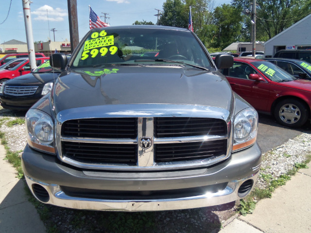 2006 Dodge Ram 1500 4d Wagon AWD