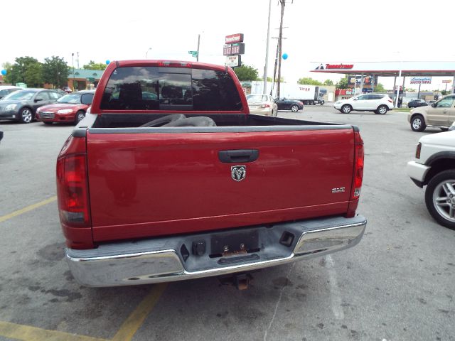 2006 Dodge Ram 1500 2WD Regular Cab 6.3 Ft Box ST