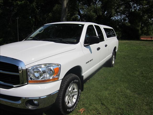 2006 Dodge Ram 1500 SE SOFT TOP