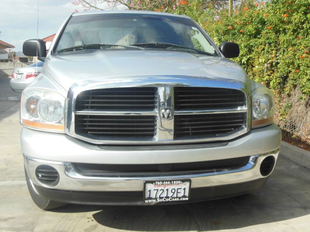 2006 Dodge Ram 1500 4dr 4WD EXT LS 4x4 SUV