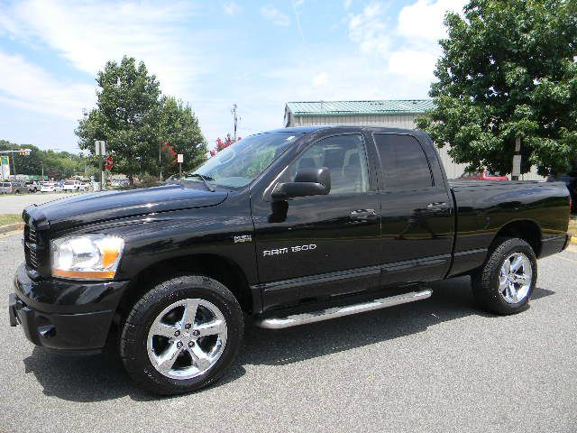 2006 Dodge Ram 1500 4d Wagon AWD