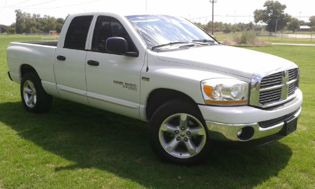 2006 Dodge Ram 1500 LS ES