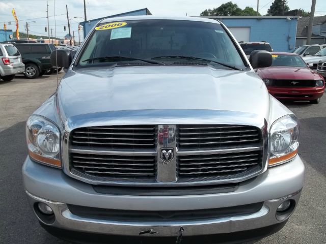 2006 Dodge Ram 1500 4d Wagon AWD