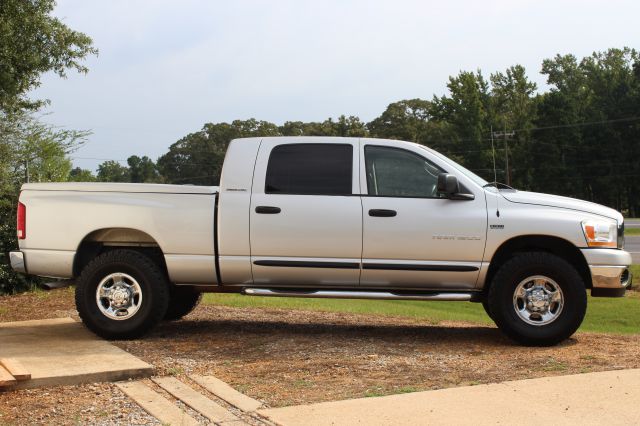 2006 Dodge Ram 1500 3500 SLT Crew LB Dually DSL