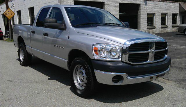 2007 Dodge Ram 1500 4dr LX 4WD Auto