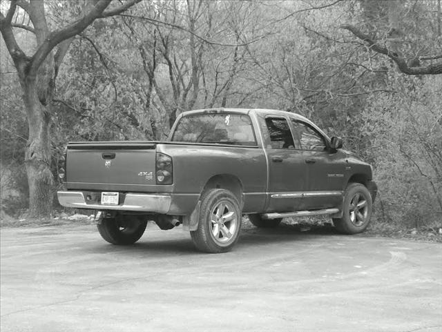 2007 Dodge Ram 1500 Double Cab 4WD V8 4.7