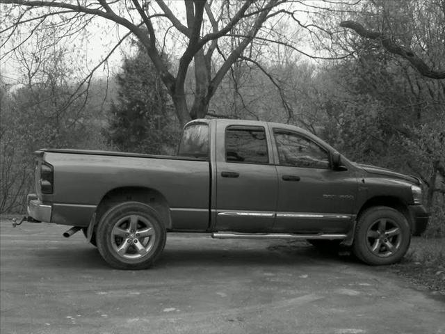 2007 Dodge Ram 1500 Double Cab 4WD V8 4.7