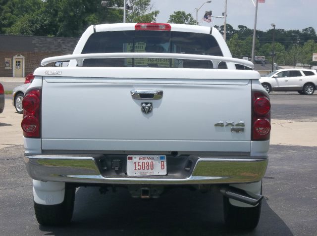 2007 Dodge Ram 1500 4d Wagon AWD