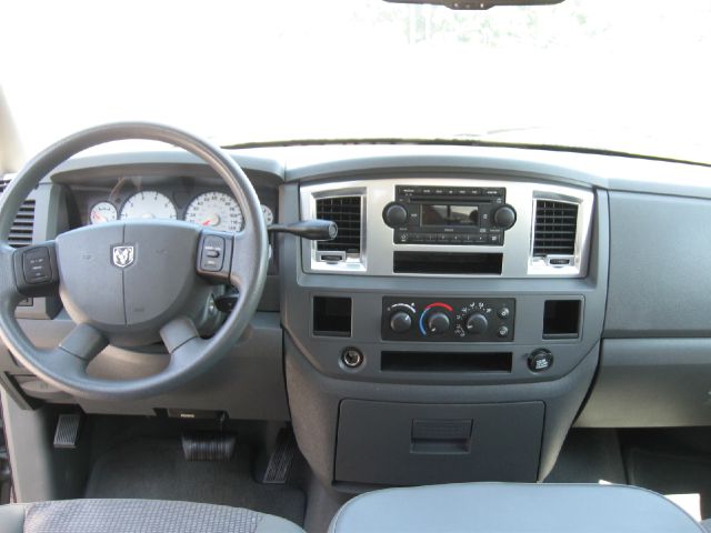 2007 Dodge Ram 1500 LS ES