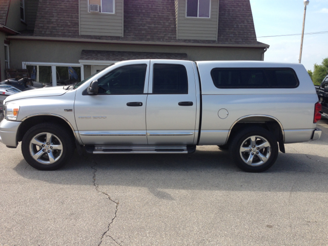 2007 Dodge Ram 1500 4d Wagon AWD