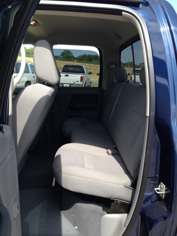 2008 Dodge Ram 1500 4dr LX 4WD Auto